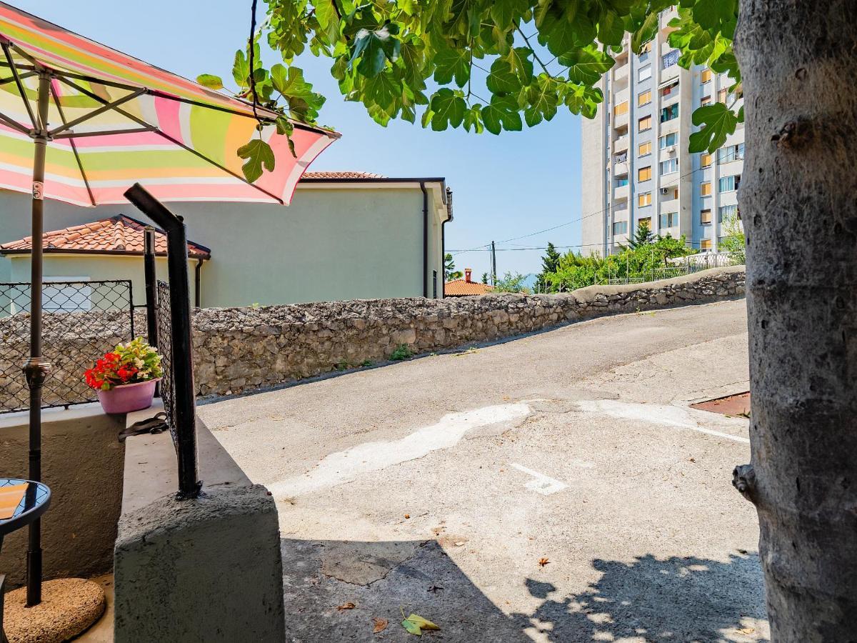 Studio Apartment "Kalina" 550 M From Sea Fiume Kültér fotó