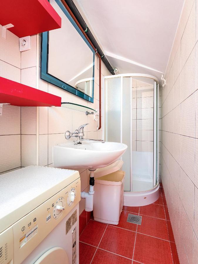 Studio Apartment "Kalina" 550 M From Sea Fiume Kültér fotó